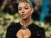 Sydney Sweeney kendi duş suyundan sabun üretti