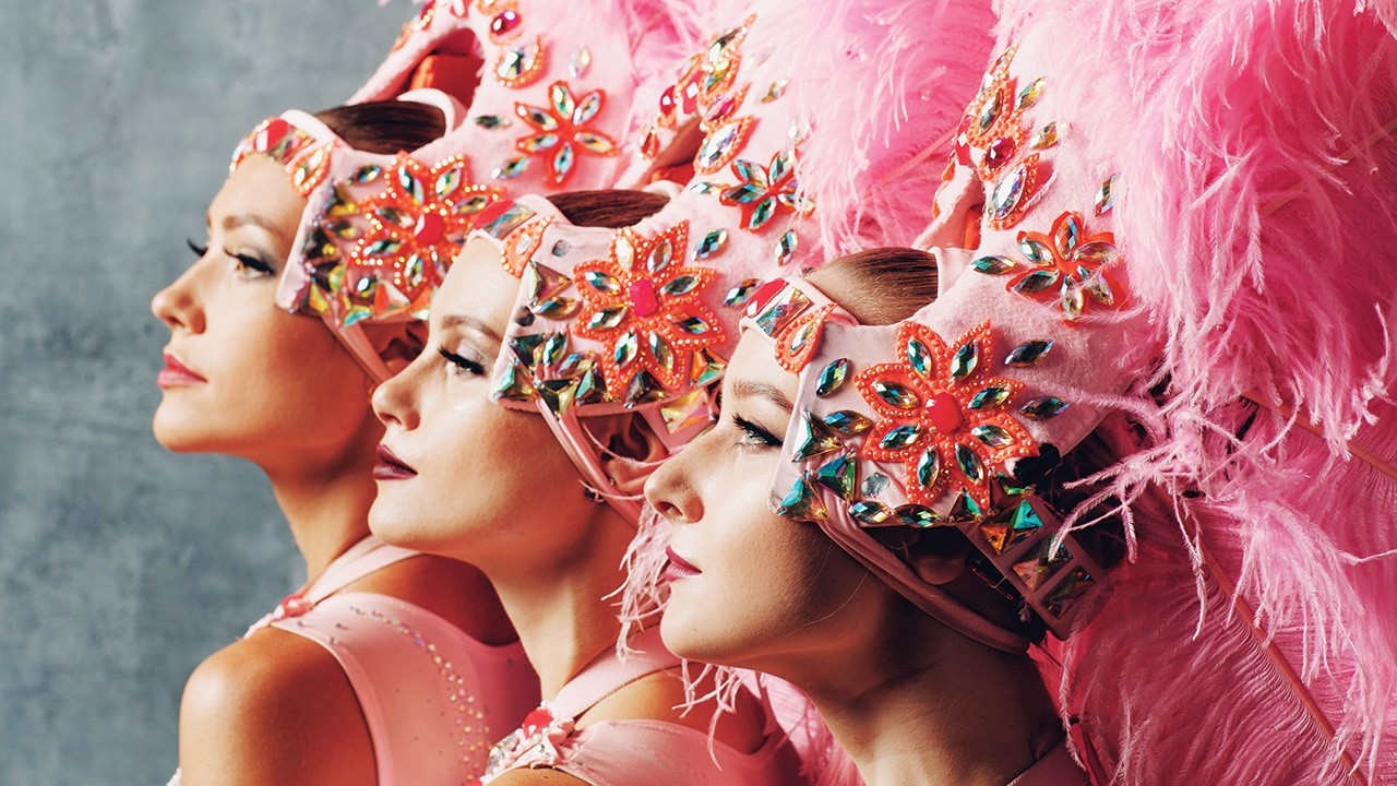 Sahnede beden, güç ve estetik: Showgirl olmanın gerçek hikâyesi