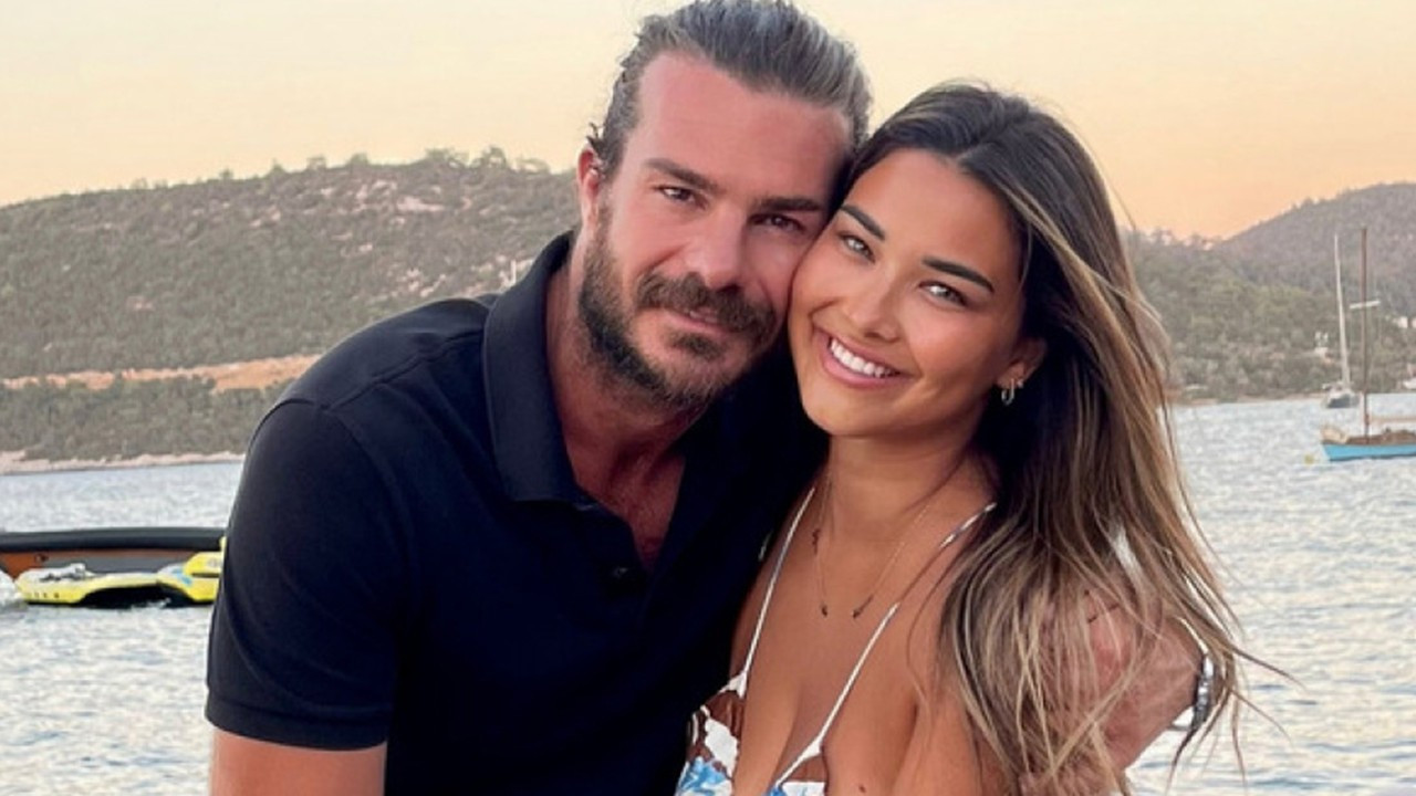 Hakan Hatipoğlu'nun Bruce Willis anısı: Gizem'i öptü