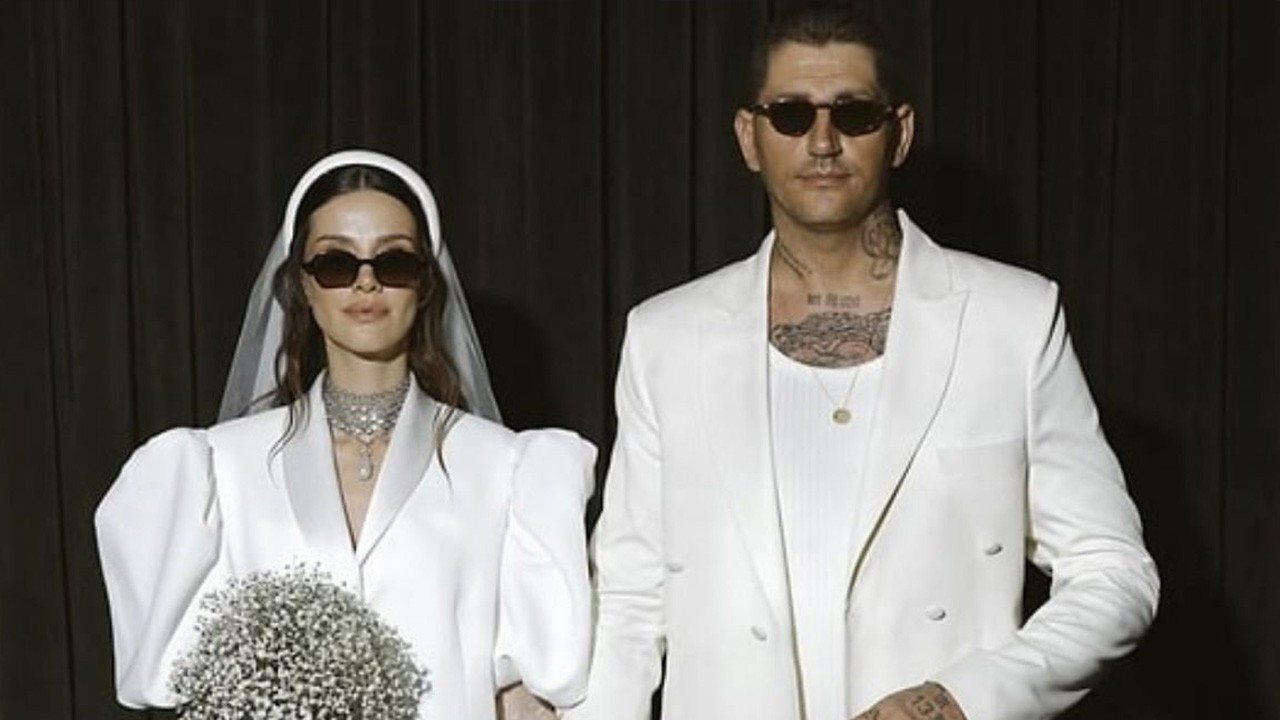 İrem Helvacıoğlu'nun boşanma sonrası soyadı hamlesine Işın Karaca'dan destek