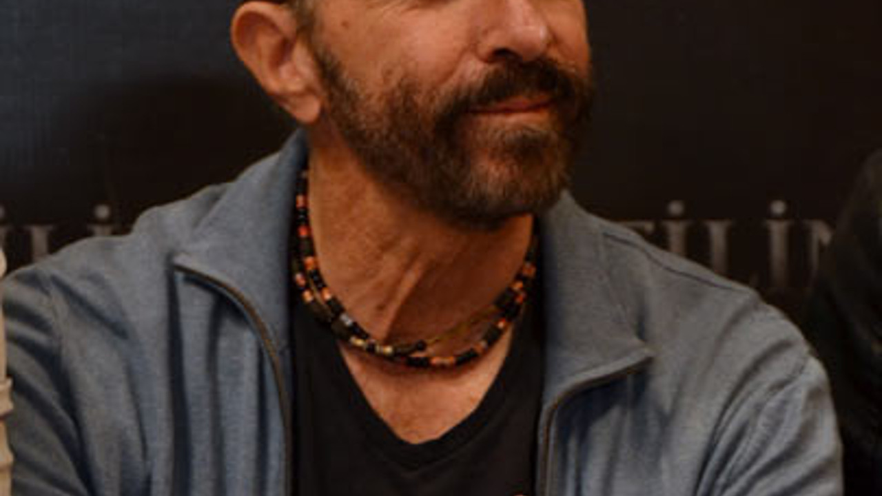 Lost'un yönetmeni Bobby Roth, İzmit'te