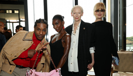 Chanel Cruise 2026-27 defilesi ön sıra yıldızları ve stilleri