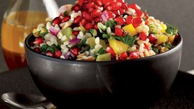 Narlı bulgur salatası