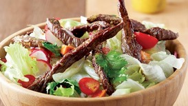 Izgara bonfileli salata