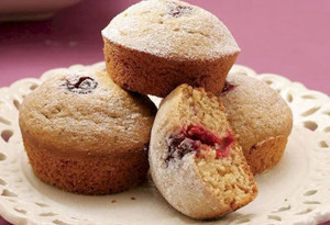 7'den 70'e herkesin favorisi: Vişneli top kek tarifi ve yapılışı