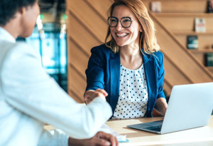 İşe alım uzmanından: İş mülakatında kaçınmanız gereken hareketler