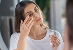 Daha yaşlı gösteren 3 makyaj hatası