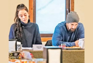 Cansu Dere ile İbrahim Çelikkol, okuma provasında