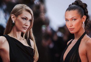 Bella Hadid kırmızı fırtına gibi esti: Yeni imajına beğeni yağdı