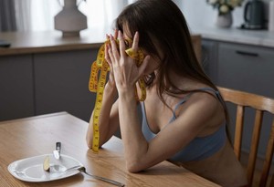 8 soruda Anoreksiya Nervoza hakkında bilinmeyenler