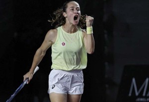 Zeynep Sönmez, Wimbledon'da 2. tura çıkan ilk Türk kadın tenisçi