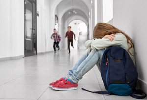 Akran zorbalığı karşısında ebeveyn rehberi: Nasıl anlarım?