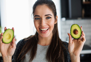 Parlak bir cilt için yemeniz gereken 10 yiyecek