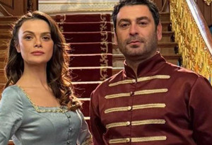 Sinem Ünsal ve Ozan Akbaba ikinci kez partner oldu