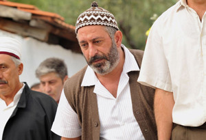 İftarlık Gazoz filminin konusu nedir, oyuncuları kimler?