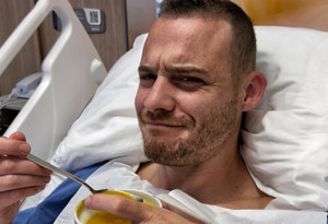Kerem Bürsin ameliyat oldu