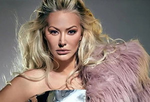 İstanbul’da sağanak: Aylin Coşkun’un evini su bastı
