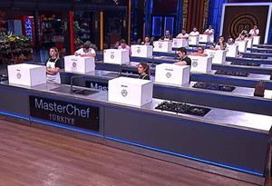 MasterChef'te mavi ve kırmızı takım kaptanları kimler?