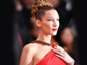 Bella Hadid'den Ramazan ayı mesajı: Tüm Müslüman dostlarıma...