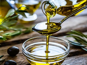 Aç karnına zeytinyağı içmenin faydaları neler?
