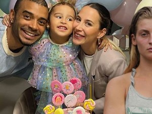 Survivor'da yasak aşk iddiası!