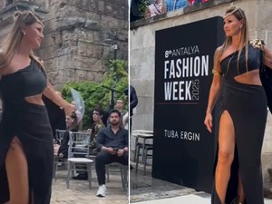 Pınar Altuğ, Hadrian Kapısı'da podyumda yürüdü