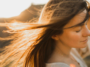 Sıcak güneş, esen rüzgar ve yepyeni saçlar