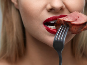 'Et yemeden doymuyorum'cular! Sindiriminiz yavaşlıyor!