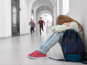 Akran zorbalığı karşısında ebeveyn rehberi: Nasıl anlarım?