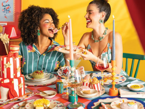 Renkli ve İlham Dolu Tasarımlarla Hayatına Zsa Zsa Zsu Kat!