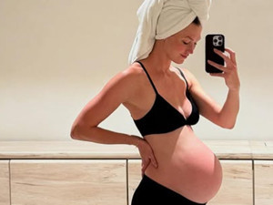 Karlie Kloss üçüncü kez anne oldu
