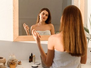 Parfümünüzün ömrünü kısaltan ve cildinize zarar veren hatalar