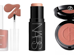 Makyajınız yokmuş gibi ama canlı gösteren: 10 nude allık