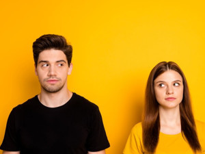 Utangaç mı ilgisiz mi? Utangaç bir erkeği anlamanın 24 yolu