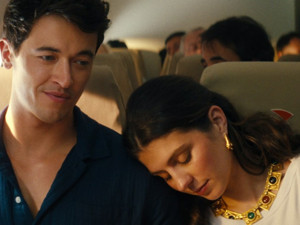 Yeni Netflix filmi: People We Meet on Vacation