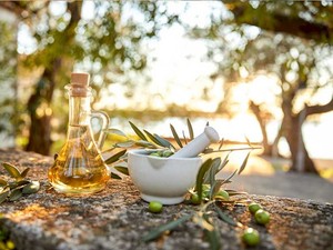 Zeytinyağı Hakkında Bilmeniz Gerekenler