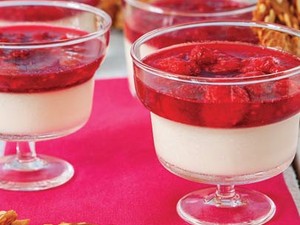 Ahududulu krema tatlısı
