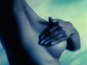 Silikon göğüs protezleri kanser yapar mı?