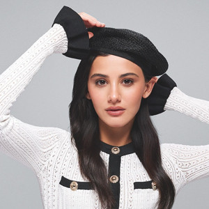 Elele'nin kapağında Helin Kandemir var