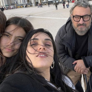 Tuba Büyüküstün ve Onur Saylak’ın ikizleri artık genç kız oldu