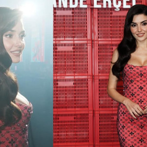 Hande Erçel'in lansman gecesi pembe kombin detayları