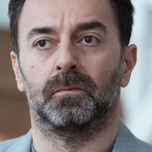 Kıskanmak dizisinde ayrılık! Dizinin Cemil'i  projeye veda ediyor