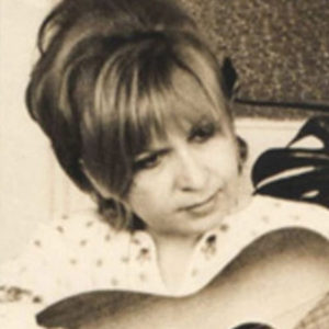 Türk pop müziğinin usta söz yazarı Ülkü Aker hayatını kaybetti