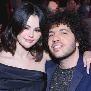 Selena Gomez’den Benny Blanco ile yeni kareler