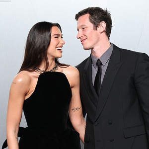 Dua Lipa ve Callum Turner evlendi