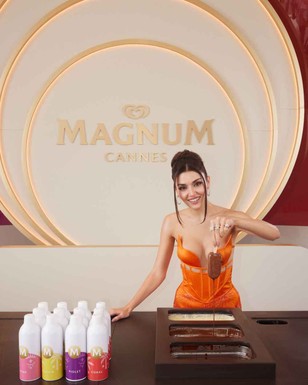 Hande Erçel, Magnum'un yeni yüzü oldu - Resim : 2