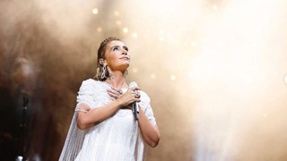 Sıla depremzedeler için konser verdi! Yaptığı konuşma duygulandırdı
