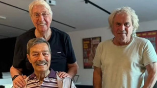 Dostlarından Kadir İnanır'a hastane ziyareti