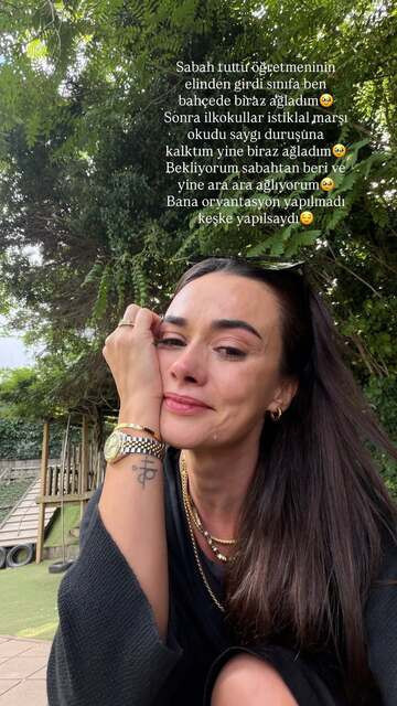 Oğlu okula başlayan Hande Soral gözyaşlarına boğuldu - Resim : 3