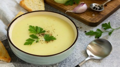 Yeni yılda yağ yakan diyet kabak çorbası tarifi